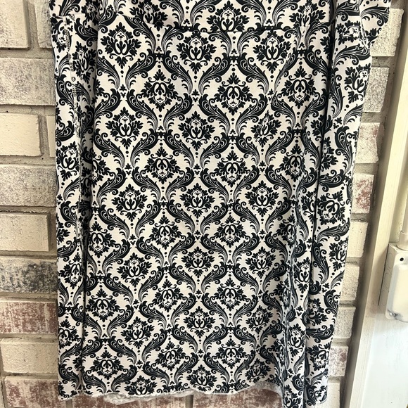 Tranquility Ladies Size XXl Black/White Skirt - Picture 7 of 7